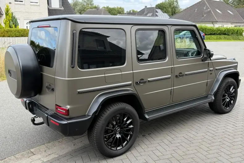 Mercedes-Benz G 500 din 2024 cu 3.900 km - oferta MER134545 - foto 4