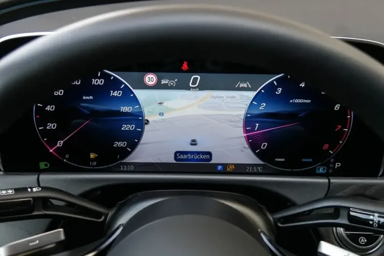 Mercedes-Benz E 200 din 2024 cu 5.033 km - oferta MER134560 - foto 10