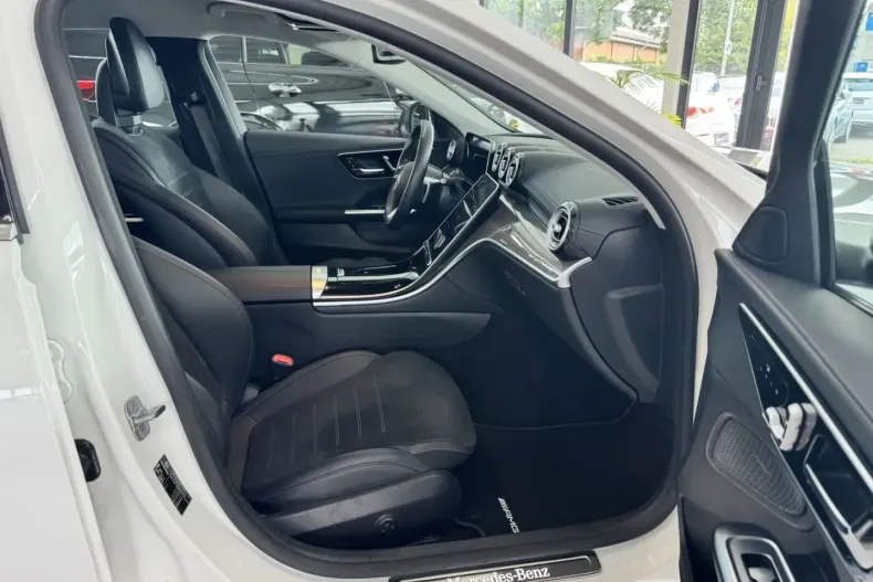 Mercedes-Benz C 180 din 2024 cu 22.716 km - oferta MER134564 - foto 10
