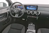 Mercedes-Benz A 180 din 2024 cu 10.500 km - oferta MER134582 - foto 5