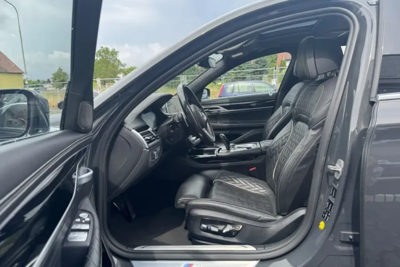 BMW 740 din 2021 cu 114.600 km - oferta BMW134597 - foto 9