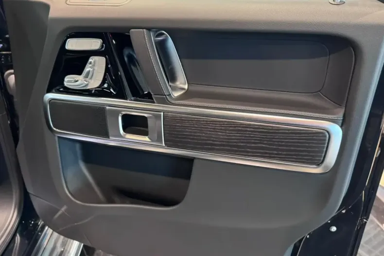 Mercedes-Benz G 450 din 2025 cu 185 km - oferta MER134606 - foto 22