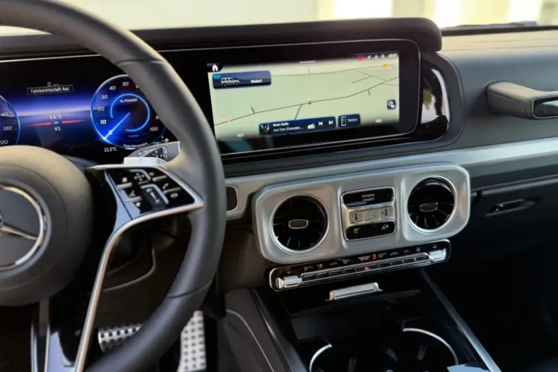 Mercedes-Benz G 580 din 2025 cu 65 km - oferta MER134627 - foto 11