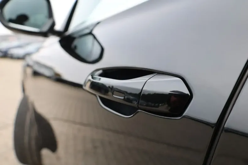 Audi Q8 din 2023 cu 30.296 km - oferta AUD134643 - foto 6