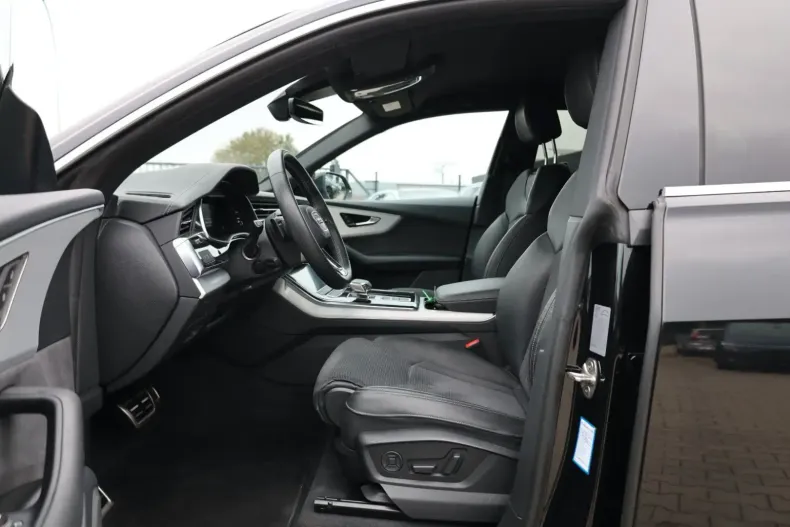 Audi Q8 din 2023 cu 30.296 km - oferta AUD134643 - foto 8