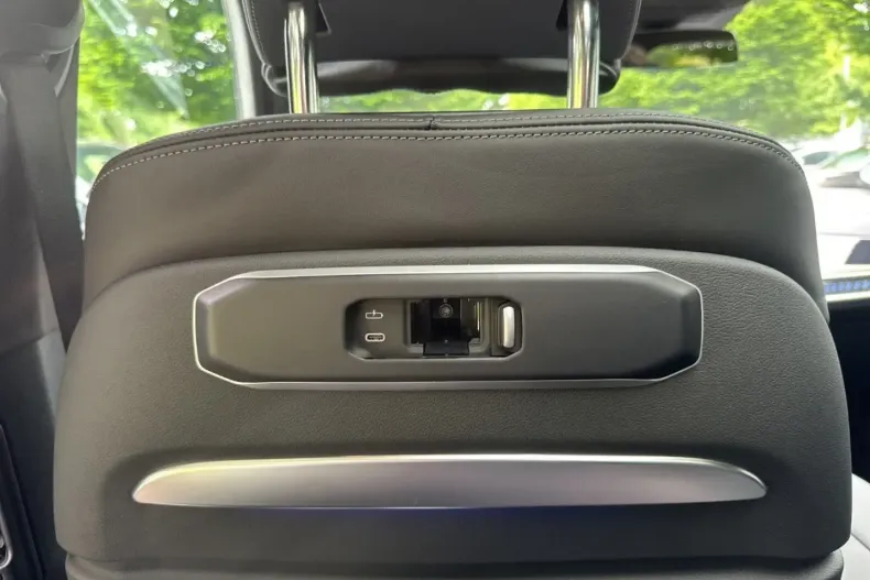 BMW X7 din 2024 cu 9.900 km - oferta BMW134644 - foto 18