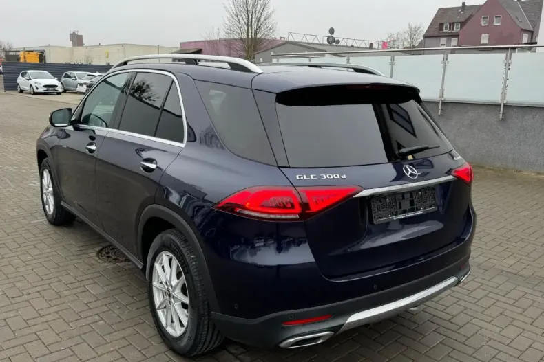 Mercedes-Benz GLE 300 din 2021 cu 67.660 km - oferta MER134652 - foto 8