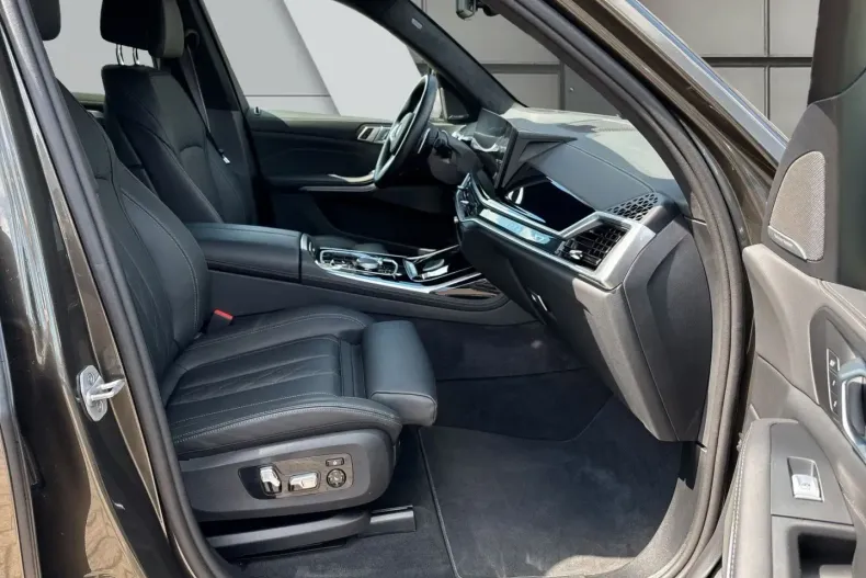 BMW X7 din 2025 cu 14.807 km - oferta BMW134653 - foto 9