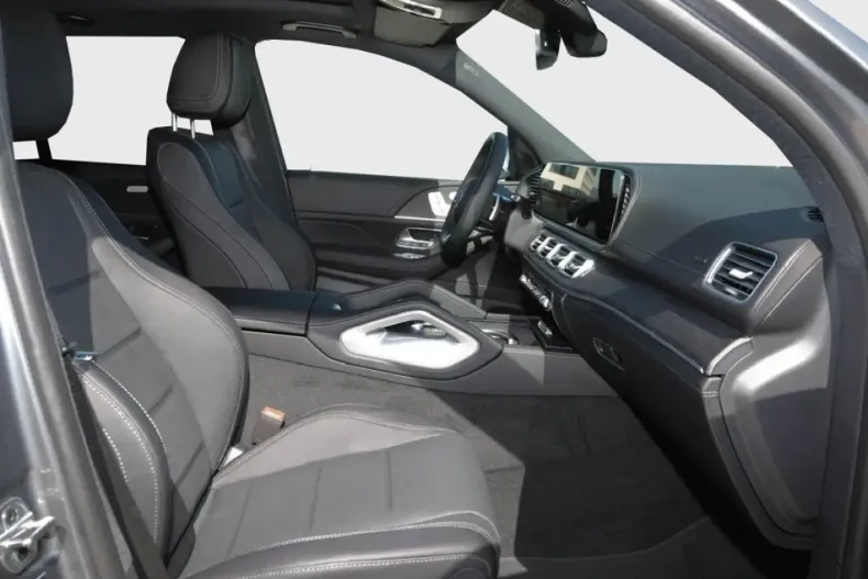 Mercedes-Benz GLE 450 din 2025 cu 8.900 km - oferta MER134657 - foto 11