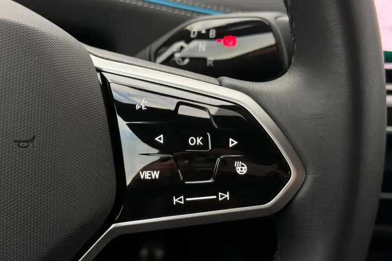 Volkswagen ID.7 din 2023 cu 3.692 km - oferta VOL134661 - foto 16