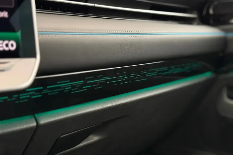 Volkswagen ID.7 din 2023 cu 3.692 km - oferta VOL134661 - foto 20