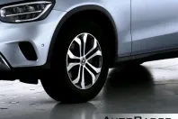 Mercedes-Benz GLC 220 din 2021 cu 37.970 km - oferta MER134662 - foto 3