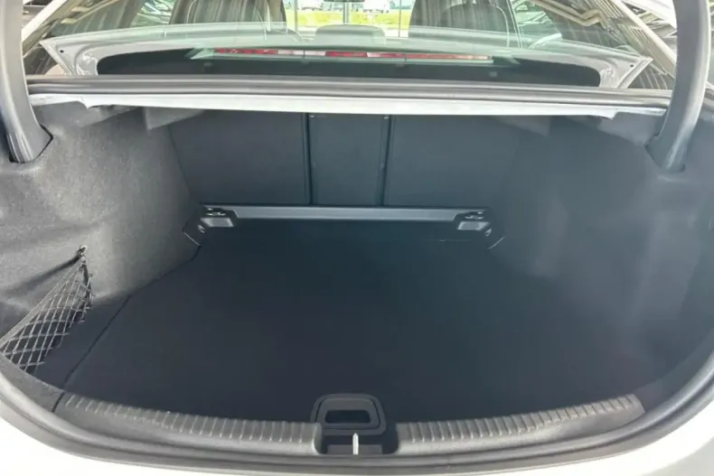 Mercedes-Benz C 180 din 2024 cu 36.956 km - oferta MER134663 - foto 16