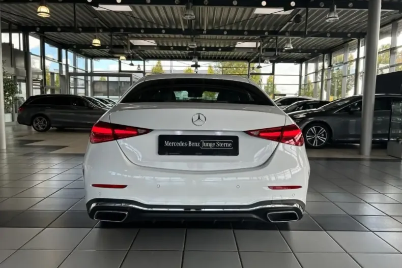 Mercedes-Benz C 180 din 2024 cu 36.956 km - oferta MER134663 - foto 17