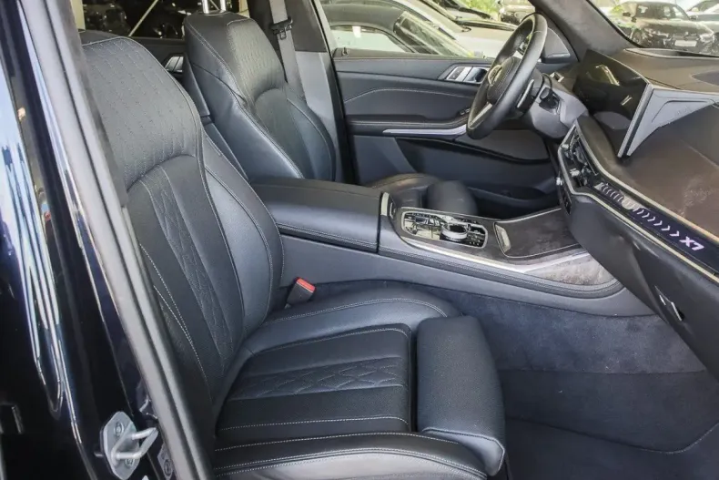 BMW X7 din 2024 cu 22.499 km - oferta BMW134666 - foto 11