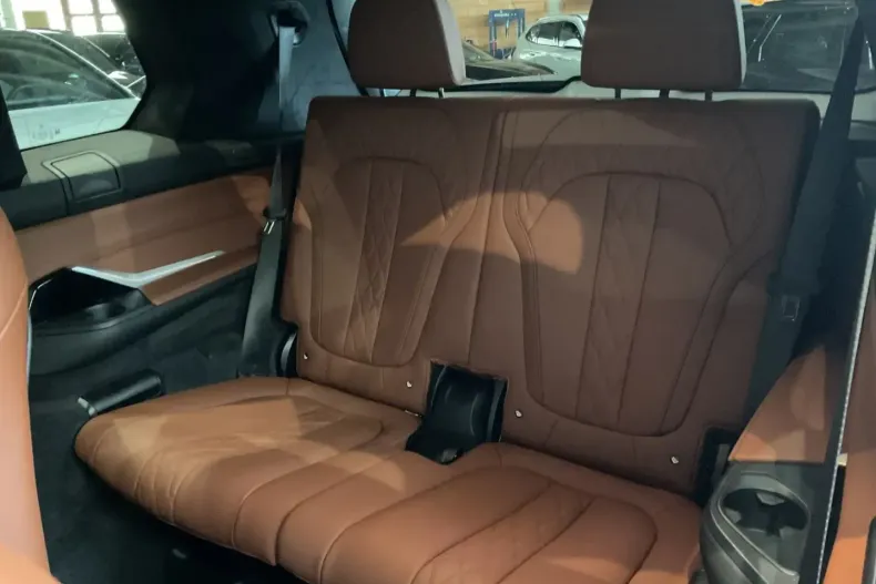 BMW X7 din 2024 cu 23.100 km - oferta BMW134672 - foto 9