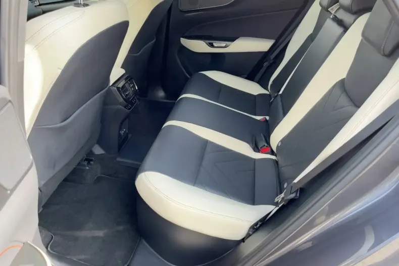 Lexus NX 450h din 2022 cu 29.130 km - oferta LEX134680 - foto 7