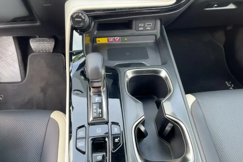 Lexus NX 450h din 2022 cu 29.130 km - oferta LEX134680 - foto 13