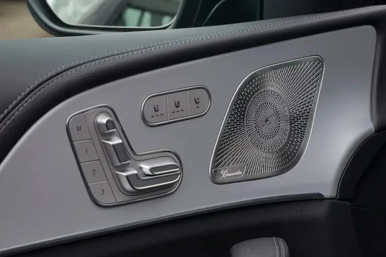 Mercedes-Benz GLE 450 din 2025 cu 9.999 km - oferta MER134684 - foto 12