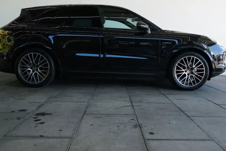 Porsche Cayenne din 2021 cu 84.650 km - oferta POR134685 - foto 2