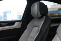 Porsche Cayenne din 2024 cu 48.361 km - oferta POR134689 - foto 5