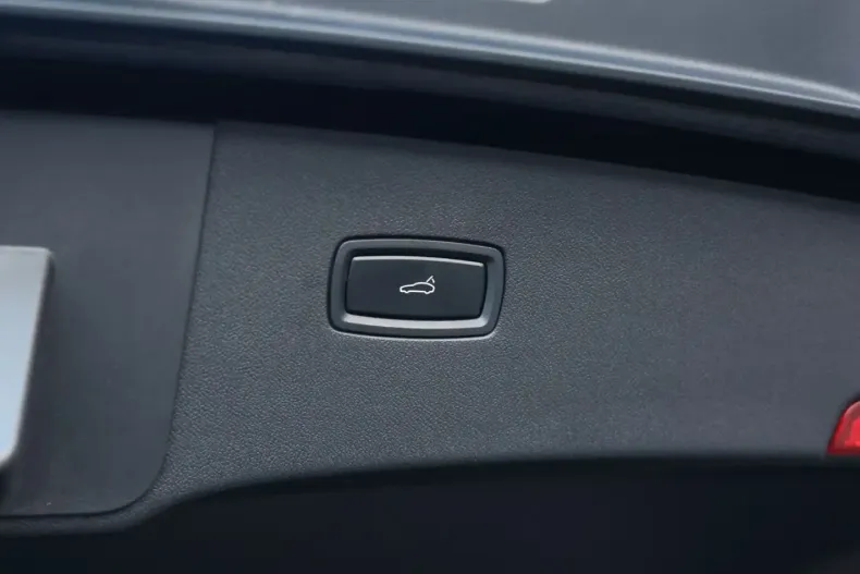 Porsche Cayenne din 2024 cu 48.361 km - oferta POR134689 - foto 23