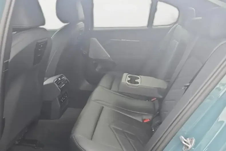 BMW 520 din 2024 cu 26.101 km - oferta BMW134697 - foto 11