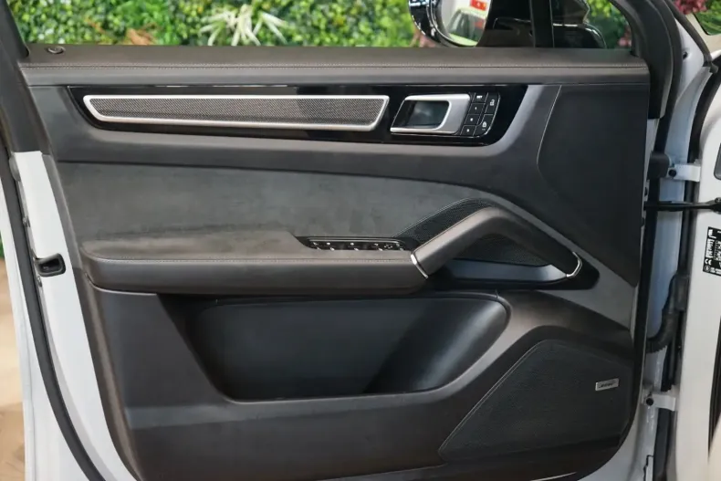 Porsche Cayenne din 2022 cu 36.460 km - oferta POR134702 - foto 11