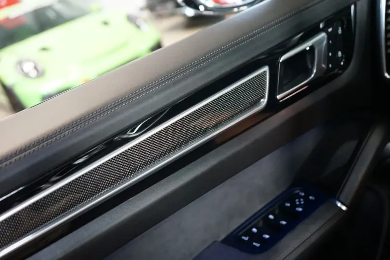 Porsche Cayenne din 2022 cu 36.460 km - oferta POR134702 - foto 12