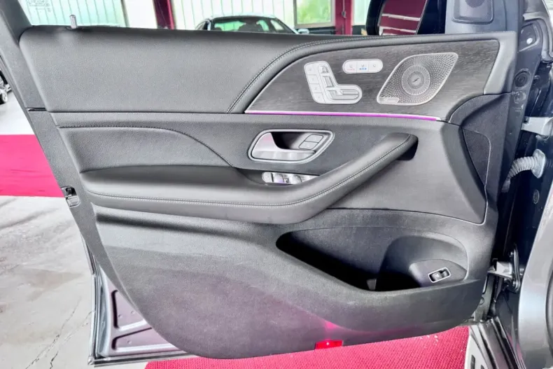 Mercedes-Benz GLE 400 din 2021 cu 64.301 km - oferta MER134710 - foto 17