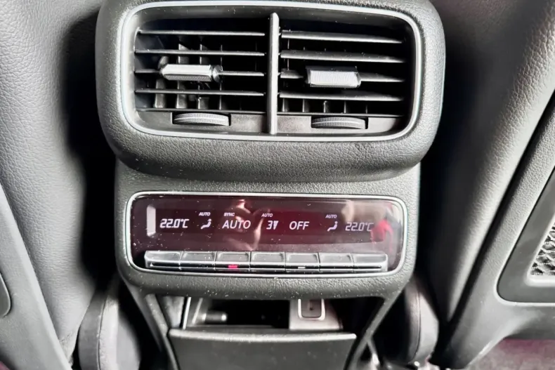 Mercedes-Benz GLE 400 din 2021 cu 64.301 km - oferta MER134710 - foto 22