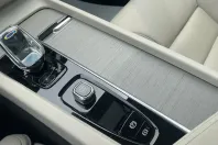 Volvo XC60 din 2022 cu 59.550 km - oferta VOL134713 - foto 23