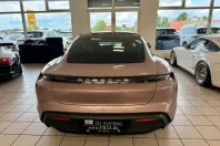 Porsche Taycan din 2023 cu 9.875 km - oferta POR134721 - foto 4