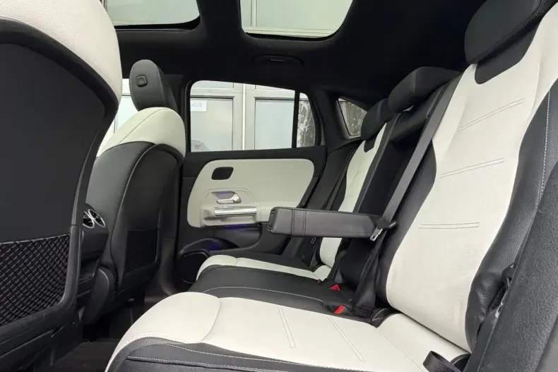 Mercedes-Benz GLA 250 din 2022 cu 108.089 km - oferta MER134723 - foto 15