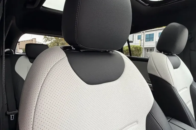 Mercedes-Benz GLA 250 din 2022 cu 108.089 km - oferta MER134723 - foto 21