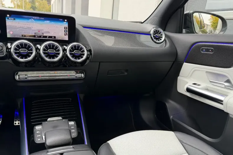 Mercedes-Benz GLA 250 din 2022 cu 108.089 km - oferta MER134723 - foto 25