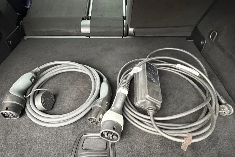 Mercedes-Benz GLA 250 din 2022 cu 108.089 km - oferta MER134723 - foto 30