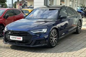 Audi S8 din 2022 - oferta AUD134730