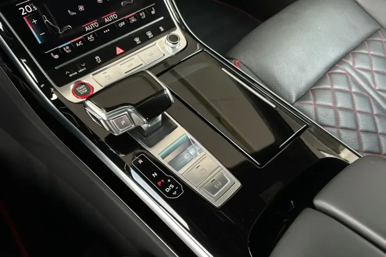 Audi S8 din 2022 cu 36.348 km - oferta AUD134730 - foto 9