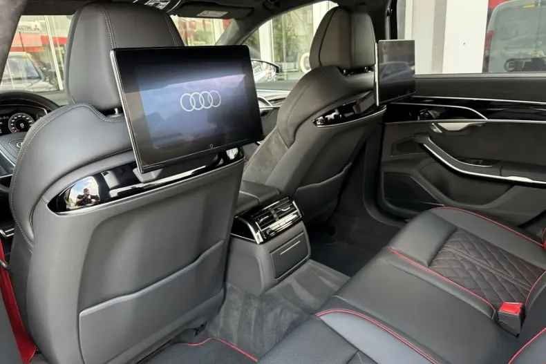 Audi S8 din 2022 cu 36.348 km - oferta AUD134730 - foto 14