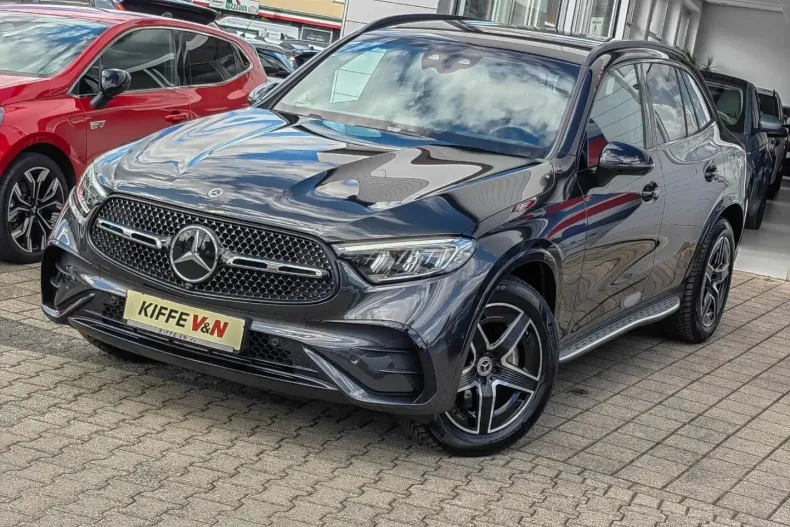 Mercedes-Benz GLC 300 din 2024 cu 26.560 km - oferta MER134740 - foto 1