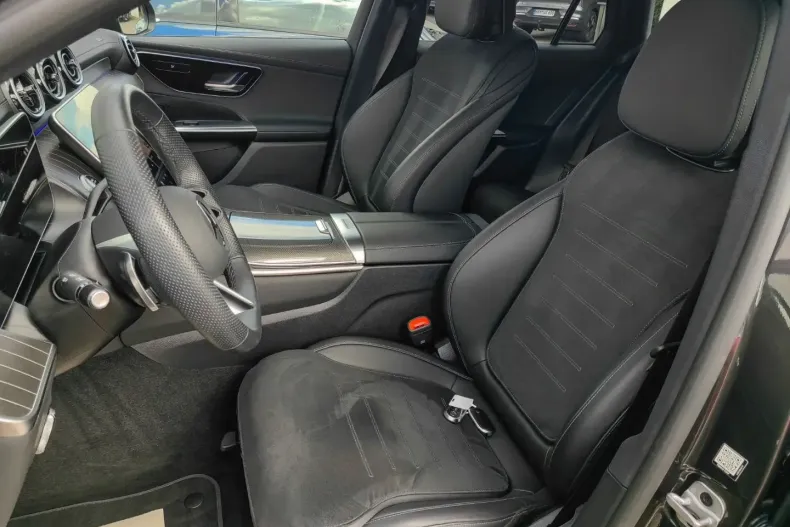 Mercedes-Benz GLC 300 din 2024 cu 26.560 km - oferta MER134740 - foto 9