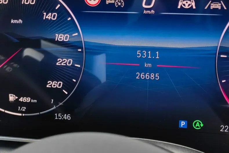 Mercedes-Benz GLC 300 din 2024 cu 26.560 km - oferta MER134740 - foto 14