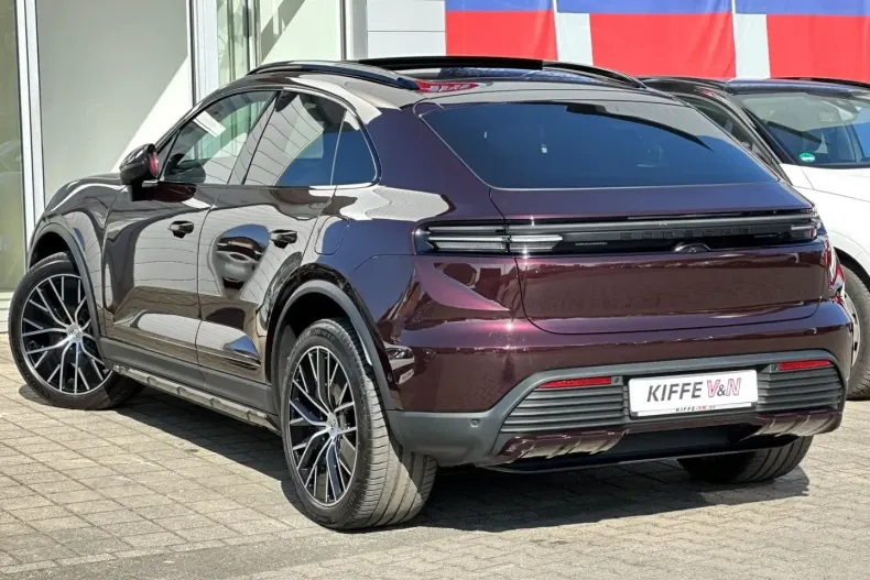 Porsche Macan din 2024 cu 1.481 km - oferta POR134742 - foto 2