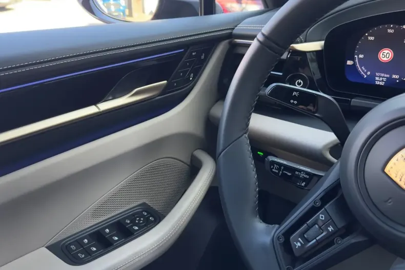 Porsche Macan din 2024 cu 1.481 km - oferta POR134742 - foto 5