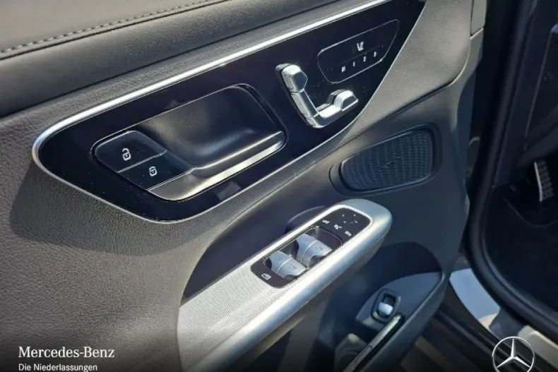 Mercedes-Benz GLC 200 din 2023 cu 26.661 km - oferta MER134745 - foto 17