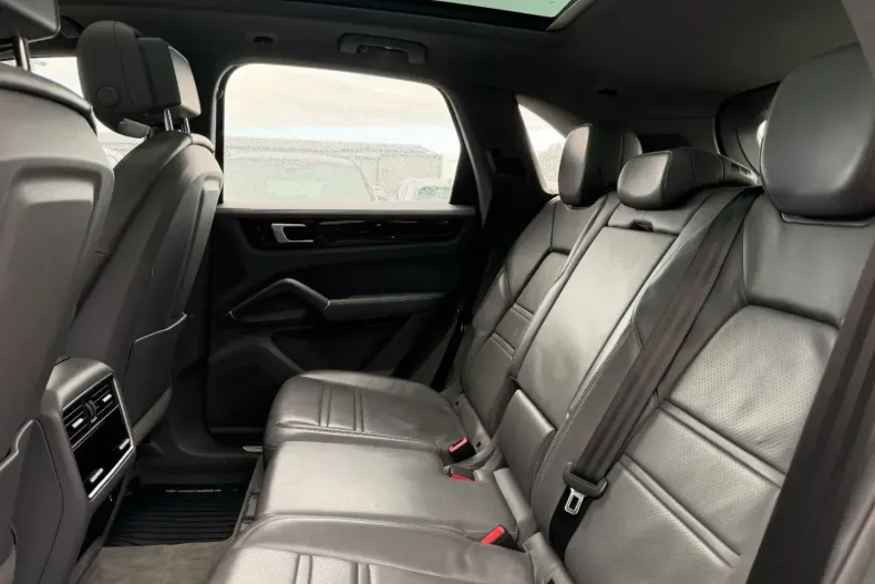 Porsche Cayenne din 2020 cu 104.849 km - oferta POR134752 - foto 19