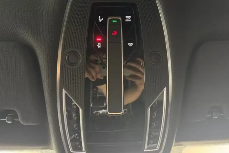 Audi A8 din 2023 cu 32.161 km - oferta AUD134758 - foto 15