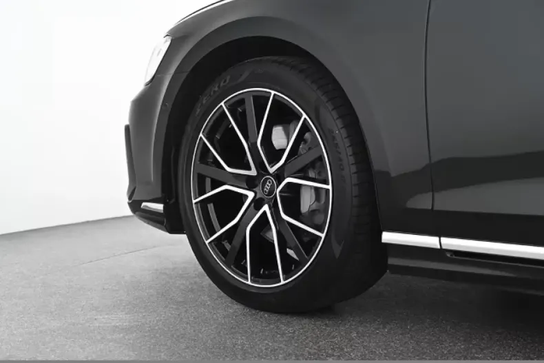 Audi A8 din 2023 cu 20.530 km - oferta AUD134761 - foto 3