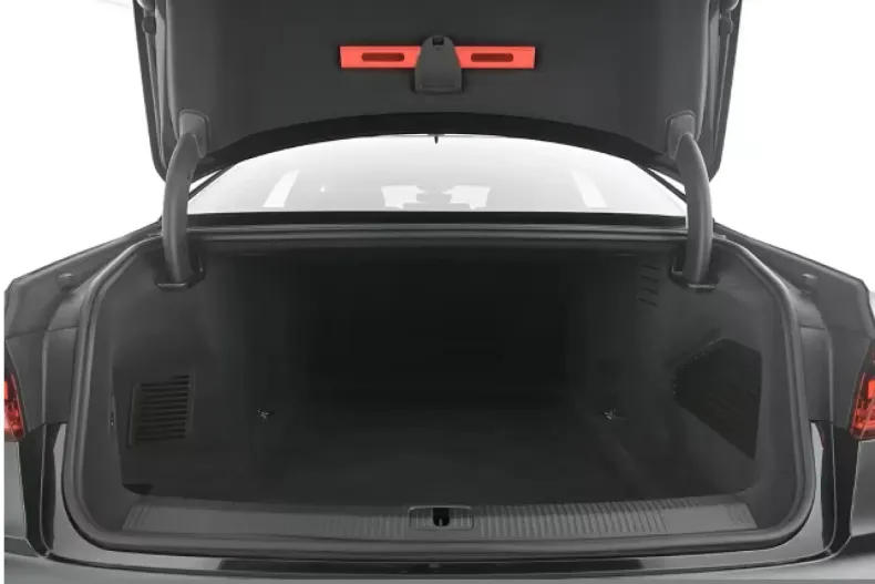 Audi A8 din 2023 cu 20.530 km - oferta AUD134761 - foto 4